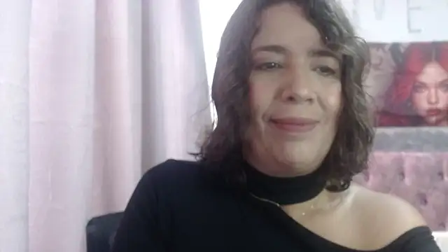 Snapshot of Victoria_meester chatting on April 7, 2026, 1:33 pm Victoria meester online show from April 7, 2026, 1:33 pm