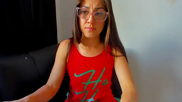 squirttati33 online show from December 6, 2024, 3:22 pm