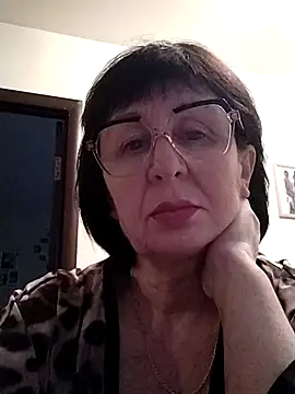 Snapshot of AlbinaXPretty chatting on December 22, 2024, 6:49 am AlbinaXPretty online show from December 22, 2024, 6:49 am