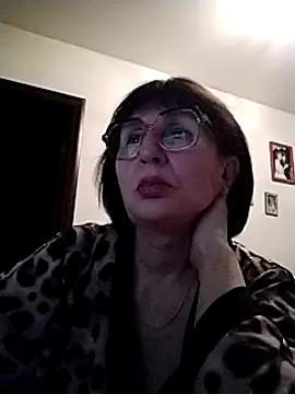 Snapshot of AlbinaXPretty chatting on December 28, 2024, 5:14 pm AlbinaXPretty online show from December 28, 2024, 5:14 pm