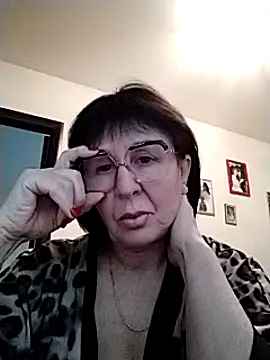 Snapshot of AlbinaXPretty chatting on December 30, 2024, 10:53 am AlbinaXPretty online show from December 30, 2024, 10:53 am