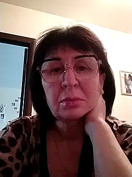 Snapshot of AlbinaXPretty chatting on January 12, 2025, 8:25 am AlbinaXPretty online show from January 12, 2025, 8:25 am