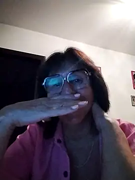 Snapshot of AlbinaXPretty chatting on September 16, 2025, 7:59 pm AlbinaXPretty online show from September 16, 2025, 7:59 pm
