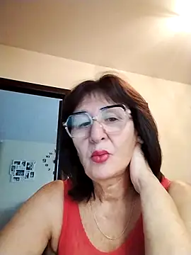 Snapshot of AlbinaXPretty chatting on October 5, 2025, 6:56 am AlbinaXPretty online show from October 5, 2025, 6:56 am
