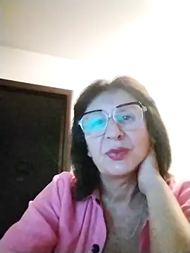 Snapshot of AlbinaXPretty chatting on October 5, 2025, 7:23 pm AlbinaXPretty online show from October 5, 2025, 7:23 pm