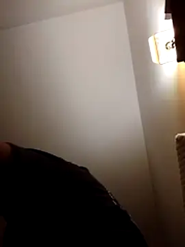 Snapshot of Passivello9 chatting on November 24, 2025, 6:51 pm Passivello9 online show from November 24, 2025, 6:51 pm