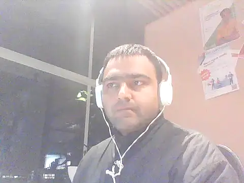 JohnBond009 online show from January 29, 2025, 5:13 pm