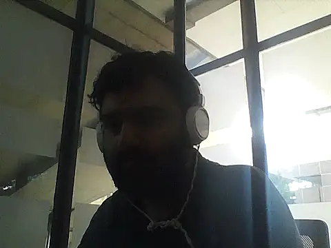 JohnBond009 online show from July 14, 2026, 6:40 am