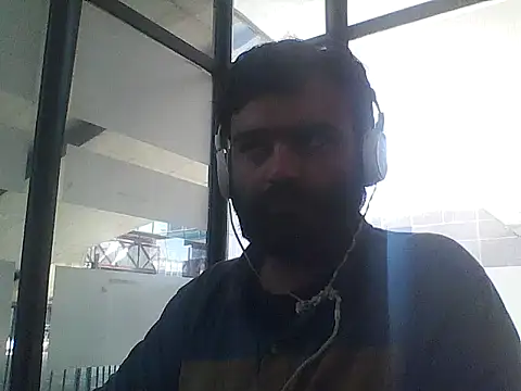 JohnBond009 online show from July 15, 2026, 6:51 am