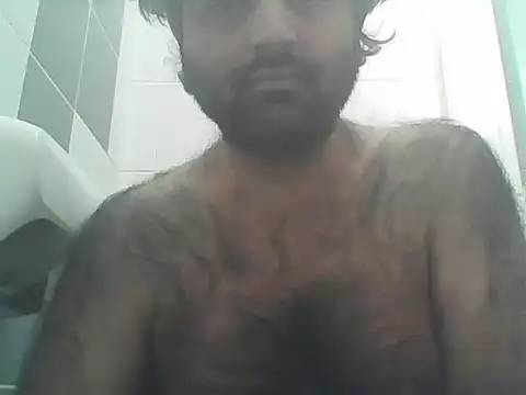 JohnBond009 online show from August 5, 2026, 6:11 pm