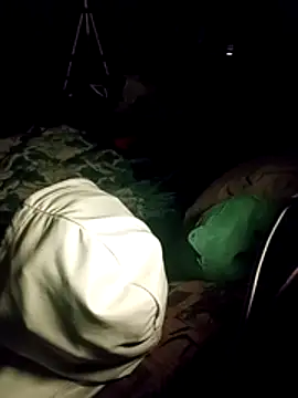 j hollywood91 online show from December 15, 2025, 3:55 am