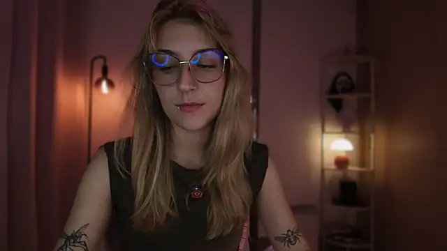 Snapshot of Dakotaa_ chatting on February 14, 2026, 2:30 am Dakotaa online show from February 14, 2026, 2:30 am