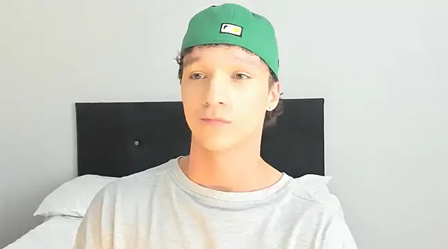 Snapshot of angelcortes chatting on February 25, 2025, 11:55 pm angelcortes online show from February 25, 2025, 11:55 pm