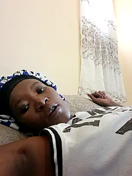 Snapshot of NikkiDickSavage chatting on February 24, 2025, 3:09 pm NikkiDickSavage online show from February 24, 2025, 3:09 pm
