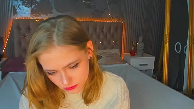 Snapshot of DellaRowe chatting on December 20, 2024, 1:22 pm DellaRowe online show from December 20, 2024, 1:22 pm