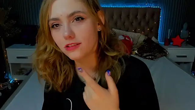 Snapshot of DellaRowe chatting on January 2, 2025, 1:08 pm DellaRowe online show from January 2, 2025, 1:08 pm