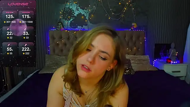 Snapshot of DellaRowe chatting on January 15, 2025, 4:21 pm DellaRowe online show from January 15, 2025, 4:21 pm