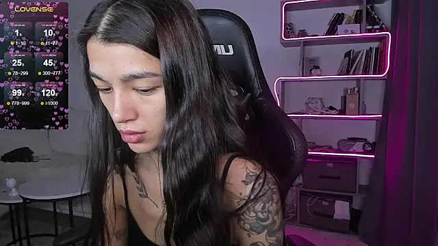 vinkitinkii online show from January 3, 2025, 6:55 am