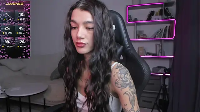 vinkitinkii online show from January 10, 2025, 6:42 am