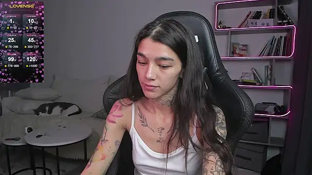 vinkitinkii online show from January 27, 2025, 10:27 am