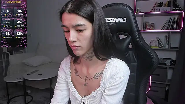 vinkitinkii online show from February 4, 2025, 10:00 am