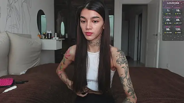 vinkitinkii online show from October 28, 2025, 7:34 am