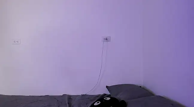 Snapshot of yungelitamor_ chatting on December 27, 2024, 5:52 am yungelitamor online show from December 27, 2024, 5:52 am