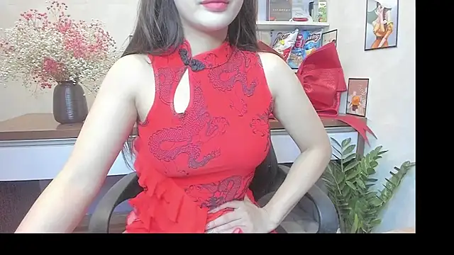 Snapshot of Mimini- chatting on February 28, 2025, 5:04 am Mimini- online show from February 28, 2025, 5:04 am