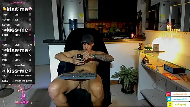 Dominic Joness online show from October 25, 2025, 12:29 am