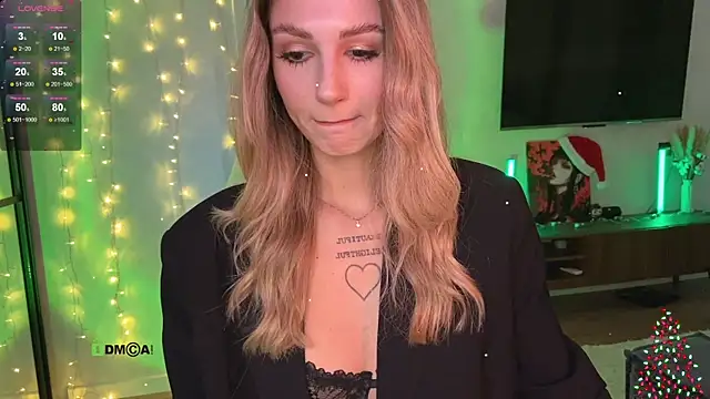 Snapshot of Bun-with-jam chatting on December 18, 2025, 12:33 pm Bun-with-jam online show from December 18, 2025, 12:33 pm