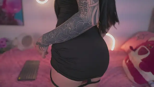 babesamanta online show from November 30, 2025, 7:34 am