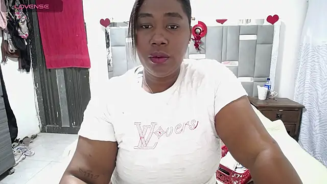 Snapshot of thickebonymilfF chatting on September 25, 2025, 3:10 am thickebonymilfF online show from September 25, 2025, 3:10 am
