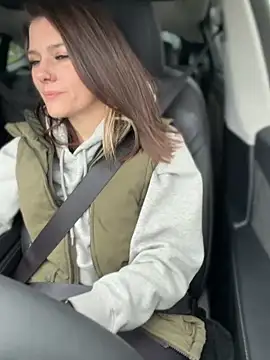 LadyLena1 online show from October 12, 2025, 6:29 pm