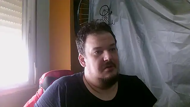 Snapshot of porkorossy chatting on April 22, 2026, 7:55 am porkorossy online show from April 22, 2026, 7:55 am