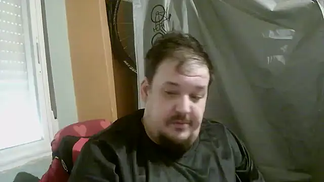 Snapshot of porkorossy chatting on April 24, 2026, 9:12 am porkorossy online show from April 24, 2026, 9:12 am