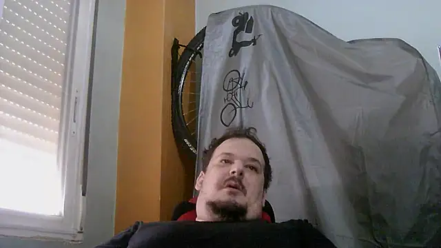 Snapshot of porkorossy chatting on April 25, 2026, 7:22 am porkorossy online show from April 25, 2026, 7:22 am