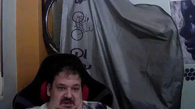 Snapshot of porkorossy chatting on May 4, 2026, 9:55 pm porkorossy online show from May 4, 2026, 9:55 pm