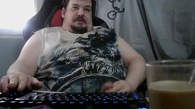 Snapshot of porkorossy chatting on May 15, 2026, 7:15 am porkorossy online show from May 15, 2026, 7:15 am