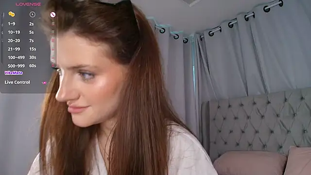 Snapshot of Skinny_Alice chatting on May 29, 2026, 11:19 am Skinny Alice online show from May 29, 2026, 11:19 am