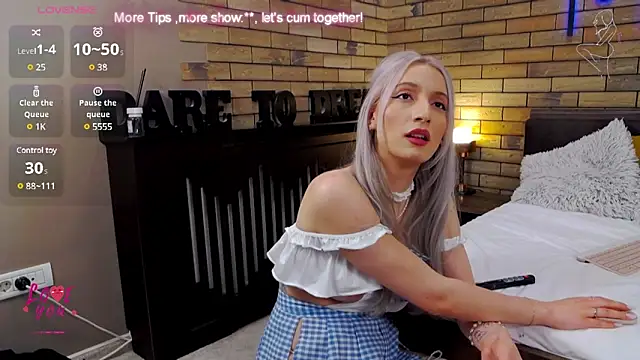 Ella Charm online show from January 25, 2025, 10:18 pm