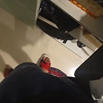 surfer fun29 online show from December 1, 2025, 3:11 am