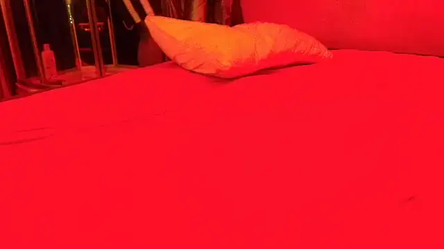 Snapshot of ROXYNL chatting on February 20, 2026, 6:41 pm ROXYNL online show from February 20, 2026, 6:41 pm