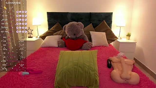 missAngellina online show from February 7, 2025, 2:08 am