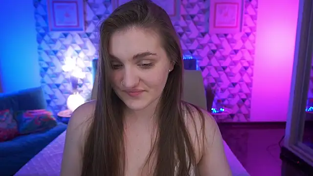EmmyCharmm online show from May 4, 2026, 5:58 am