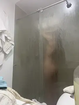 Snapshot of Ameellie chatting on October 15, 2025, 3:12 pm Ameellie online show from October 15, 2025, 3:12 pm