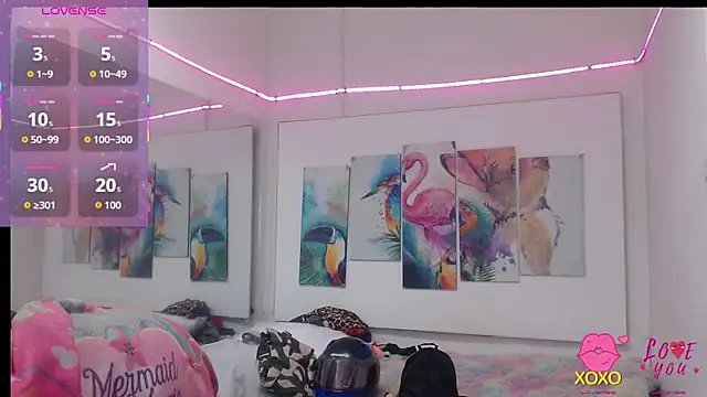 alegriamartinez online show from October 28, 2025, 7:38 pm