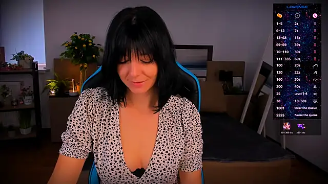 Snapshot of _Kelly__ chatting on October 22, 2025, 6:02 am Kelly online show from October 22, 2025, 6:02 am