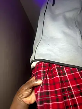 Snapshot of skiihot chatting on September 27, 2025, 7:52 pm skiihot online show from September 27, 2025, 7:52 pm