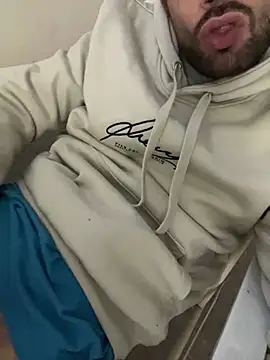 Snapshot of athenphysics chatting on January 11, 2026, 4:12 pm athenphysics online show from January 11, 2026, 4:12 pm