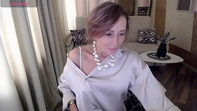 HornyMilf 777 online show from January 25, 2025, 8:42 am